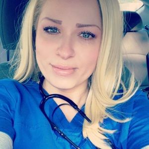 Meet your Posher, Kari